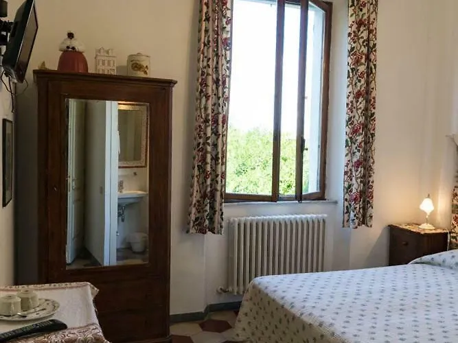 Pensionat Le Camerine Di Silvia 2 3*