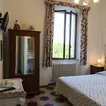 ゲストハウス Le Camerine Di Silvia 2 3*