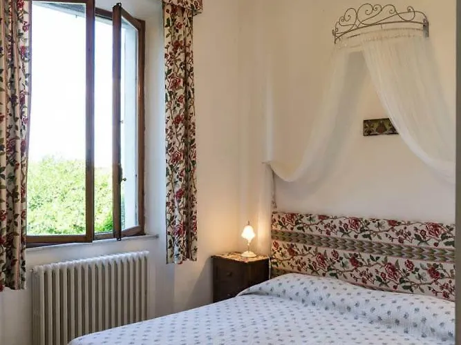 Le Camerine Di Silvia 2 Pensión 3*